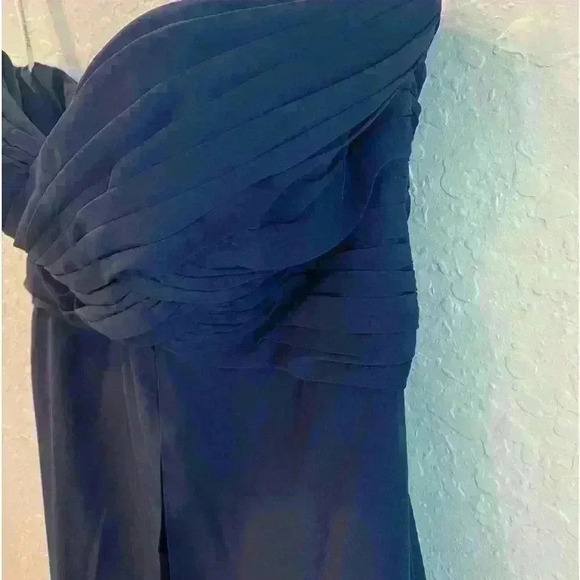 David’s Bridal High Low Navy Blue Strapless Dress Size 4 - Picture 3 of 7